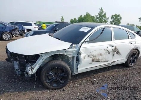 2024 Honda Accord Lx z USA, uszkodzony, nr VIN 1HGCY1F22RA005780